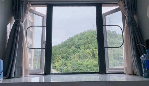 Double Room with Mountain View