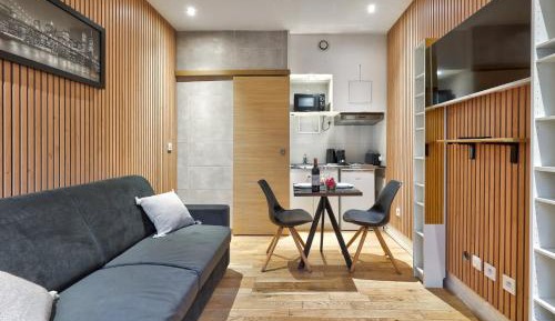 One-Bedroom Apartment