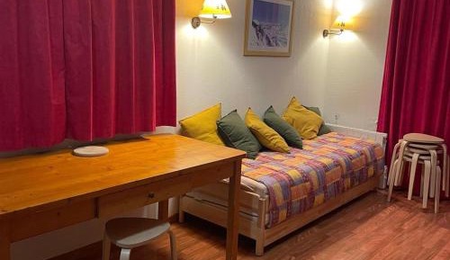 Apartment (6 Adults)