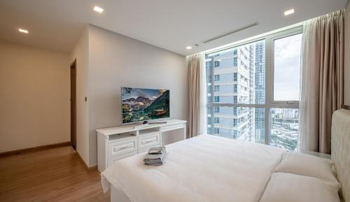 Four-Bedroom Apartment