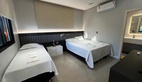 Deluxe Room (2 Adults + 1 Child)