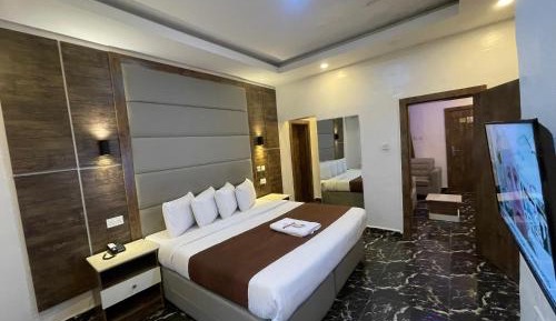 Superior Suite
