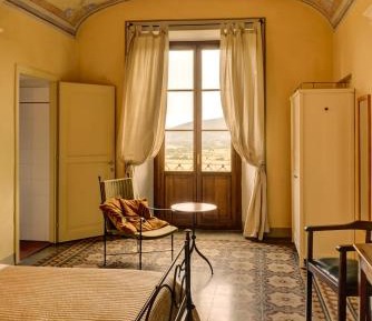 Queen Room - Disability Access