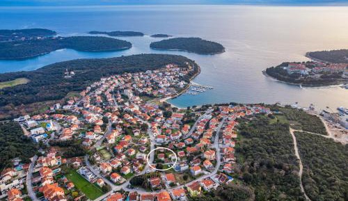 Three-Bedroom Premium Apartment