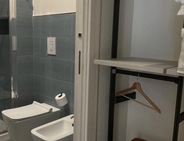 Apartment with Shower
