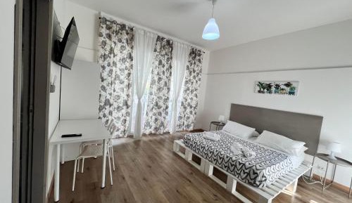 Deluxe Double Room with Extra Bed