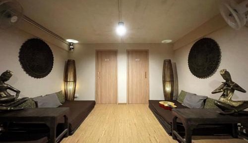 Double Room with Shared Toilet