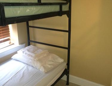 Bed in 8-Bed Mixed Dormitory Room