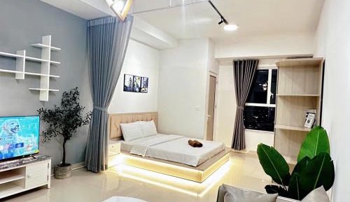 Deluxe Studio