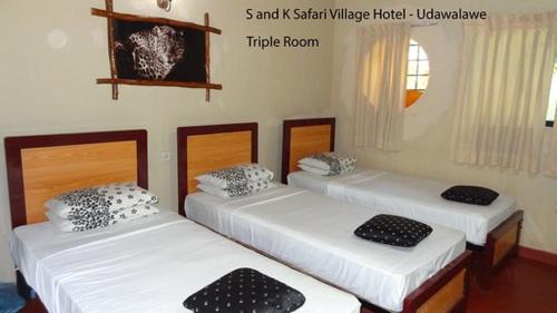 Triple Room