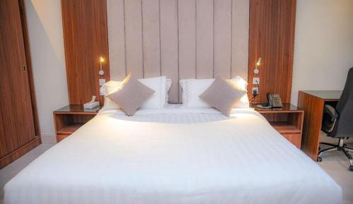 Superior Queen Room