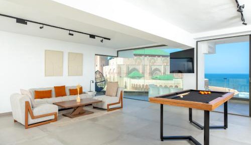 Three-Bedroom Apartment with Sea View