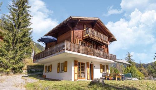 Six-Bedroom Holiday Home