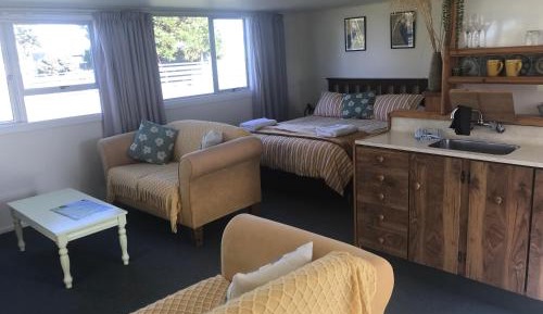 Studio Apartment with Sea View
