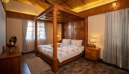 Asian Elite Village with Balcony