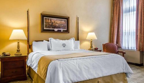 King Room - Non-Smoking