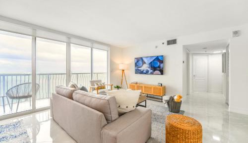 Two-Bedroom Apartment with Sea View