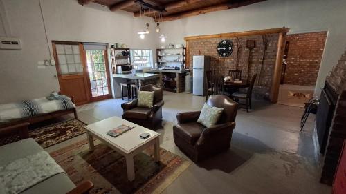 Deluxe One-Bedroom Apartment with Garden View