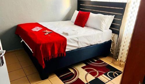 Standard Double Room with Shared Bathroom