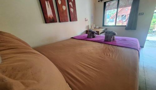 Bungalow with Garden View