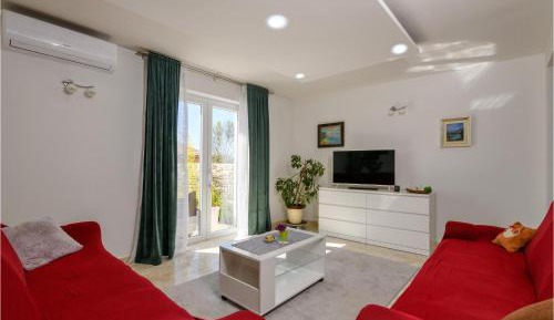 Four-Bedroom Holiday Home
