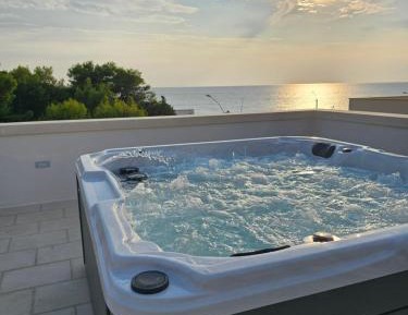 Double Room with Balcony and Sea View