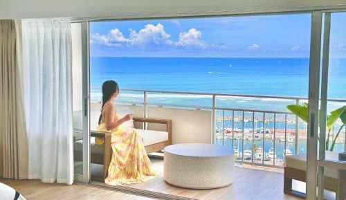 One-Bedroom Apartment - Oceanfront