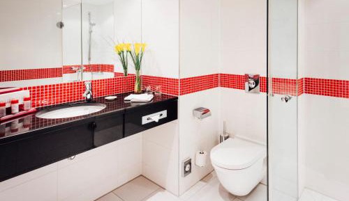 Executive Suite and Free Access to Executive Lounge