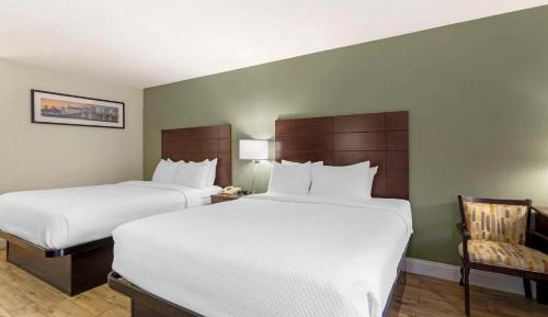 Double Room with Two Double Beds - Non-Smoking