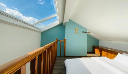 Deluxe Double Room with Extra Bed