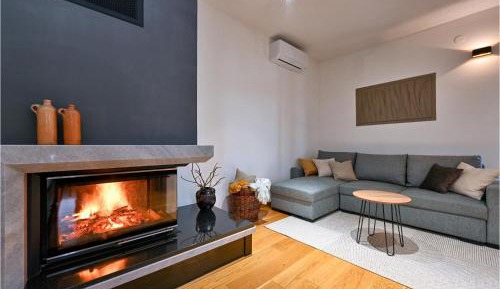 Three-Bedroom Holiday Home 