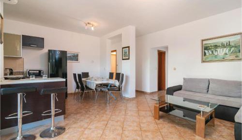 Five-Bedroom Holiday Home