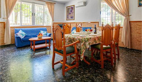 Seven-Bedroom Holiday Home