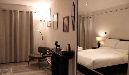 Large Double Room