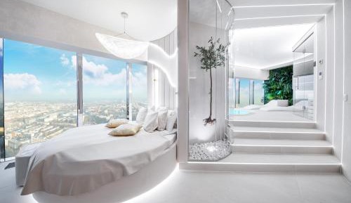Featuring a private entrance, this air-conditioned holiday home consists of 1 living room, 2 separate bedrooms and 1 bathroom with a bath or a shower. Meals can be prepared in the kitchen, which comes with a refrigerator, kitchenware, a microwave and a te