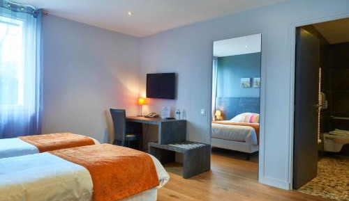 Family Room (4 Adults)