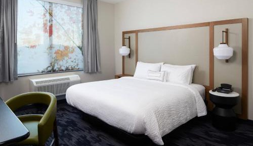 King Room - Hearing Accessible