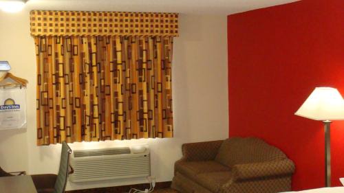 Deluxe Queen Room with Two Queen Beds - Non-Smoking