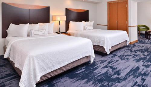 Queen Room with Two Queen Beds and Transfer Shower - Mobility and Hearing Accessible