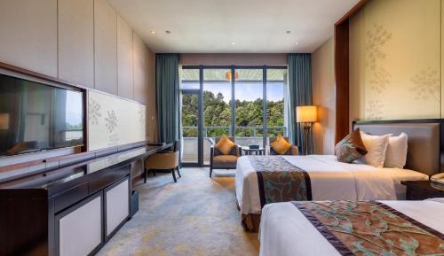 Twin Room with Mountain View