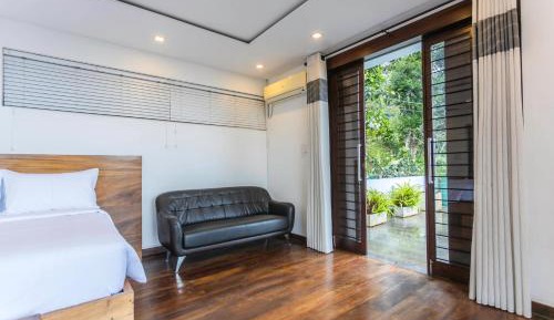 Triple Room with Balcony