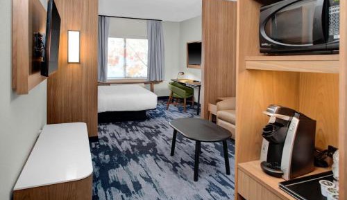 Deluxe King Guest Room with Sofa Bed