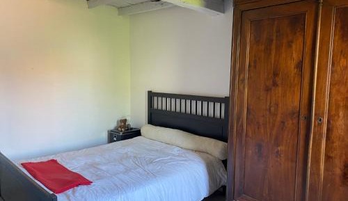 Queen Room with Shared Bathroom