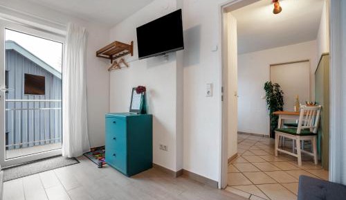 Superior One-Bedroom Apartment with Balcony