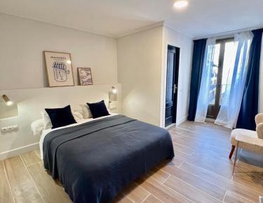 Triple Room with Balcony