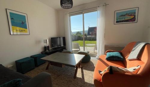 Three-Bedroom Holiday Home 