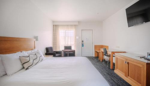 King Room with Spa Bath 