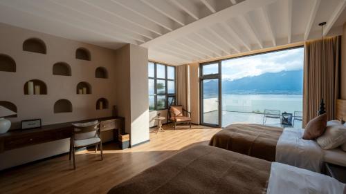 Deluxe Double or Twin Room with Ocean View