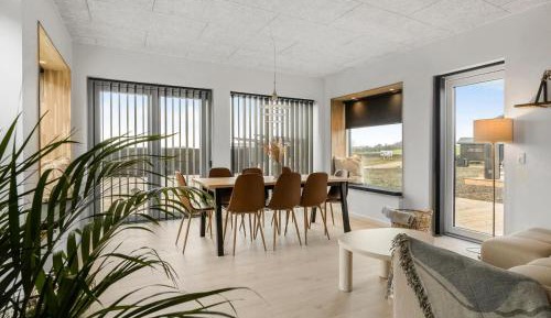 Five-Bedroom Holiday Home