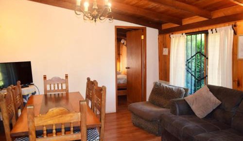 Three-Bedroom Bungalow (7 Adults)